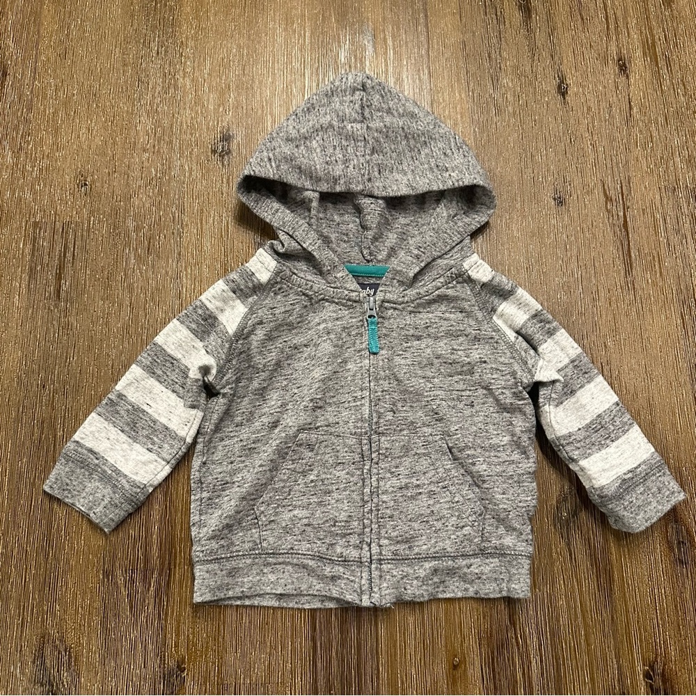 4/20$ Baby B’gosh Grey Striped Baby Zip Up Hoodie size 6 months